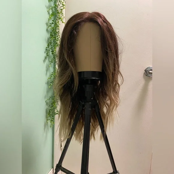 Human/Synthetic Blend Dark Blonde Ombre Lace Front Wig - Picture 10 of 10